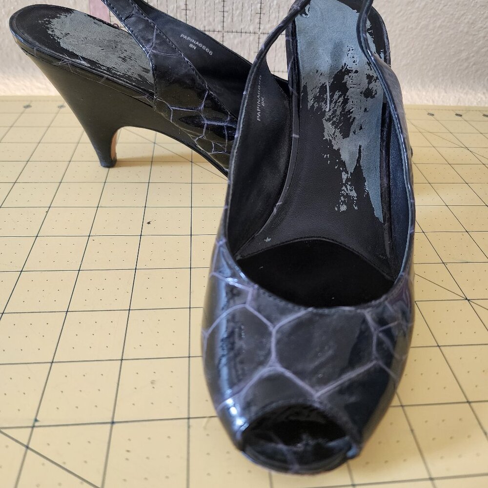 Donald J Pliner 8N Black Slingbacks